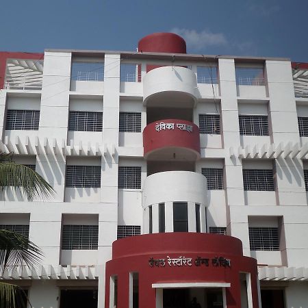 Hotel Royal Lodging Phursungi ภายนอก รูปภาพ